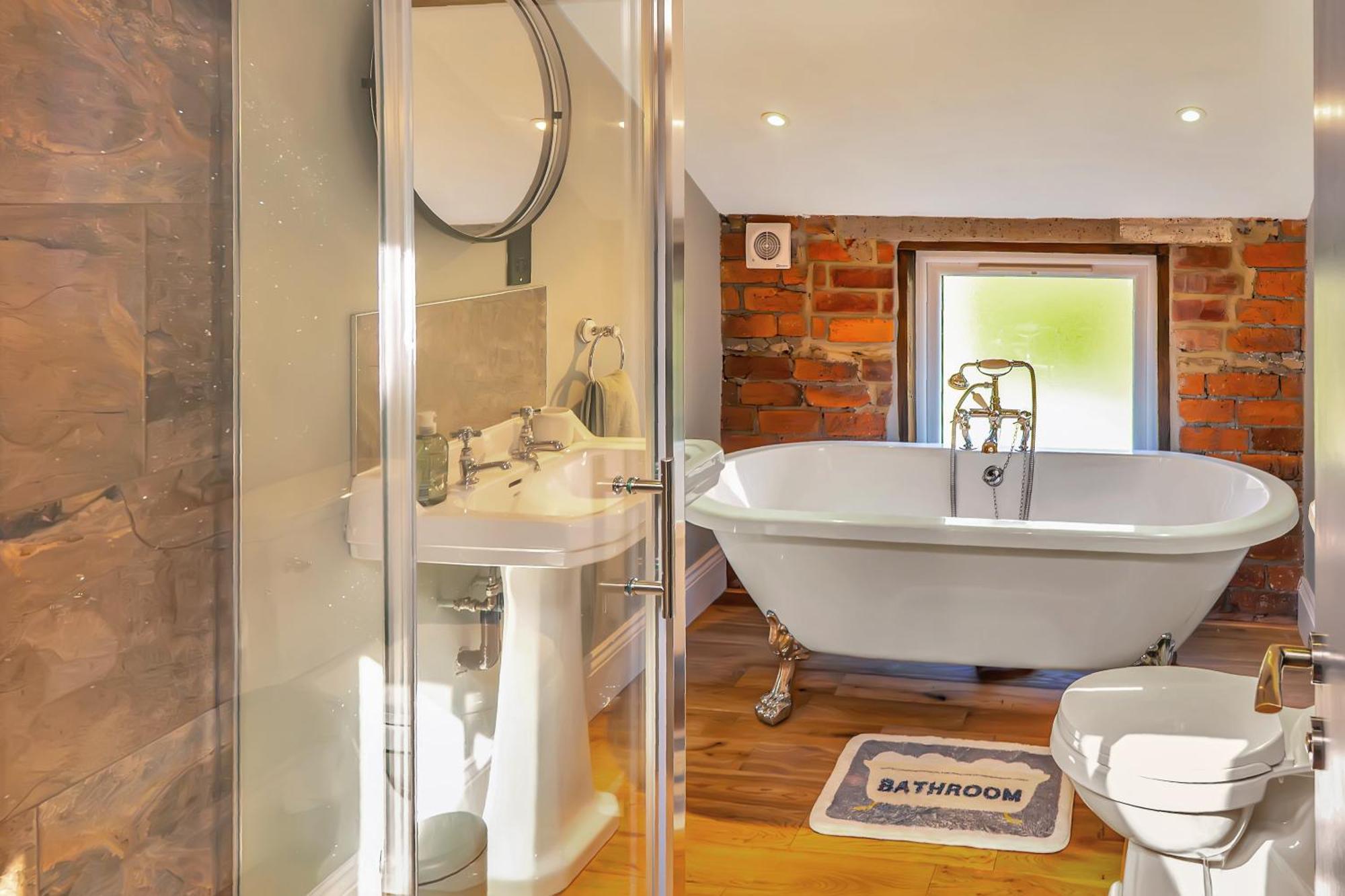 Luxury Escape With Cinema, Pool Table & Darts Holiday home *