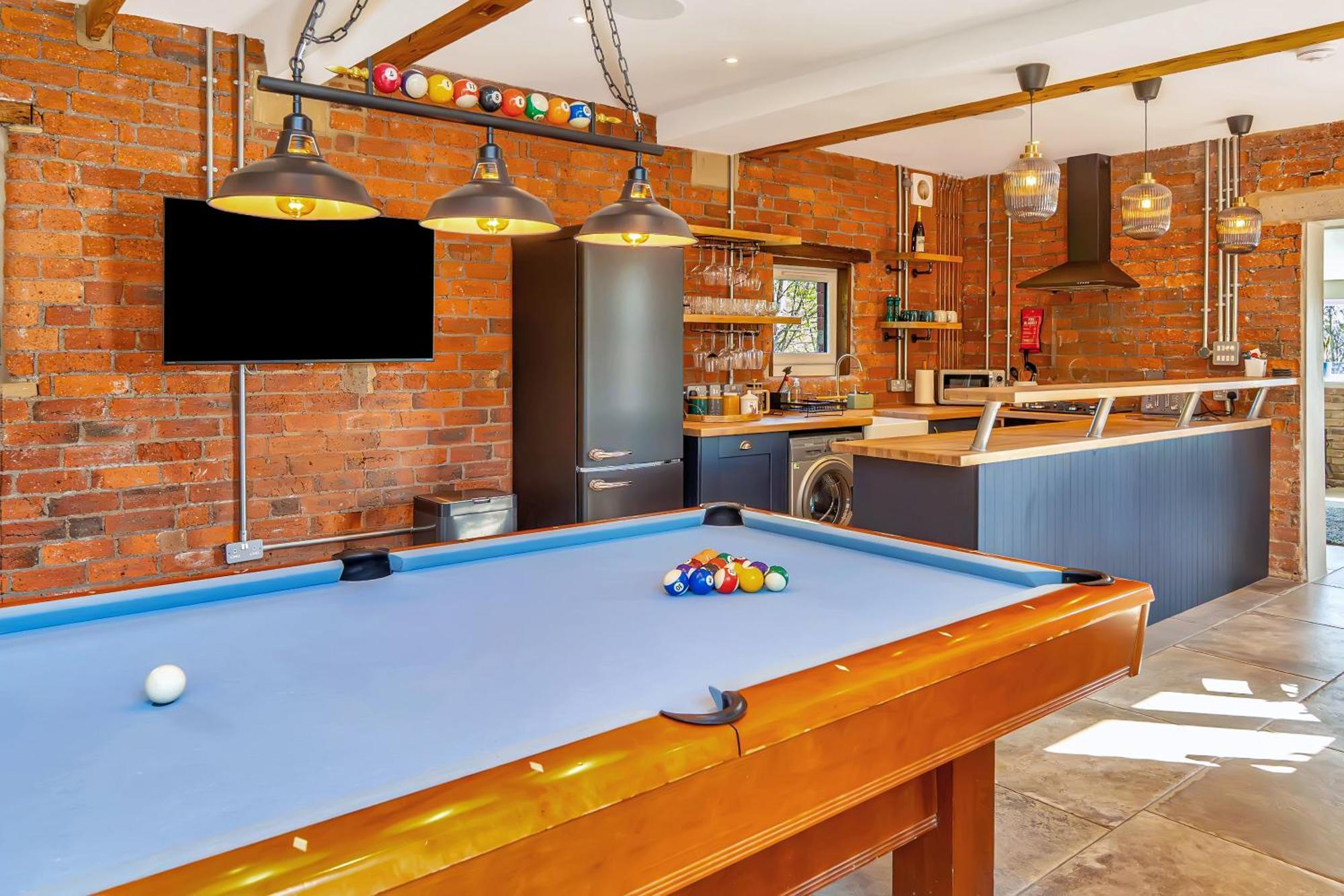Luxury Escape With Cinema, Pool Table & Darts Holiday home *